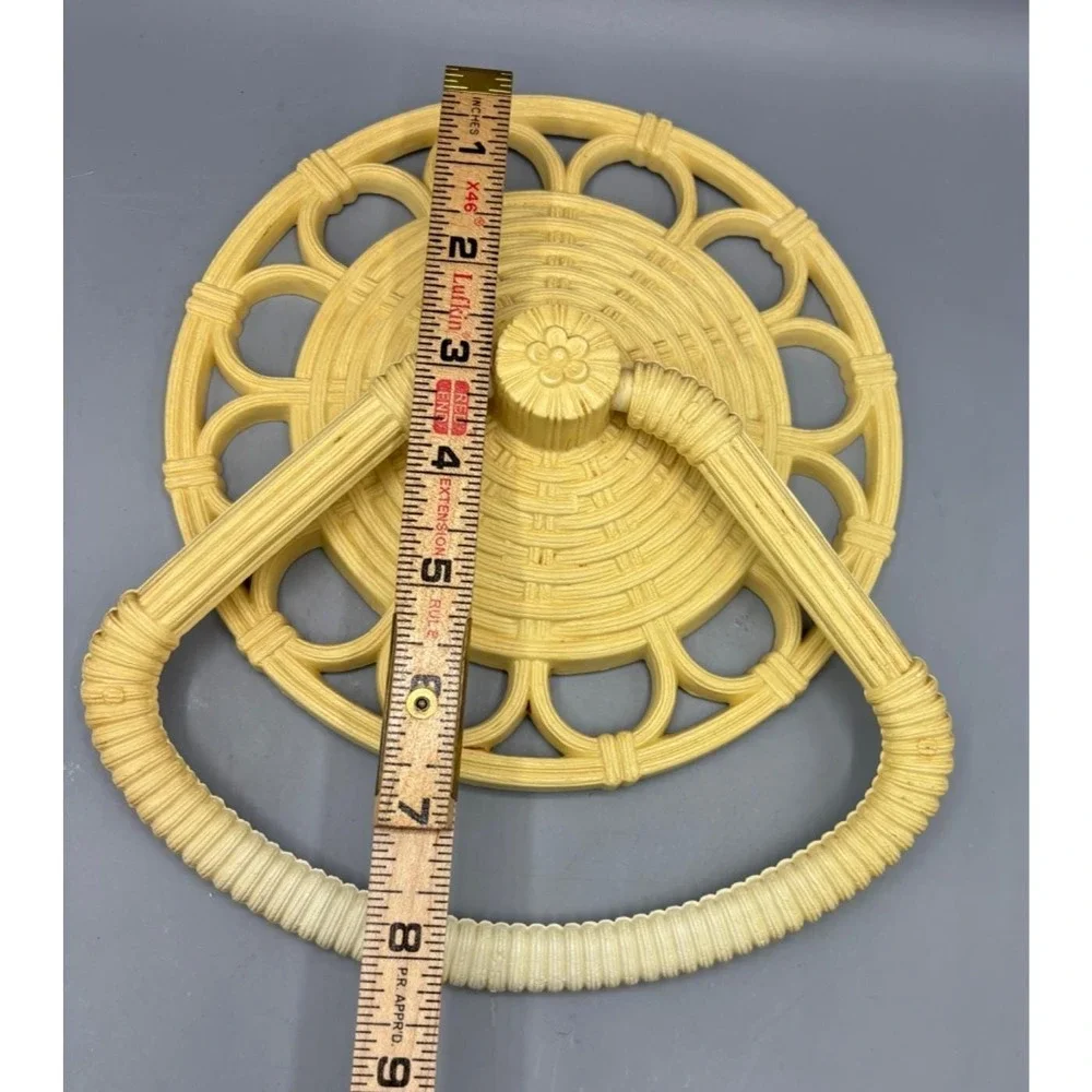 Vtg Homco Wicker Style Round Towel Holder‎ Hanging Plastic Basket Look